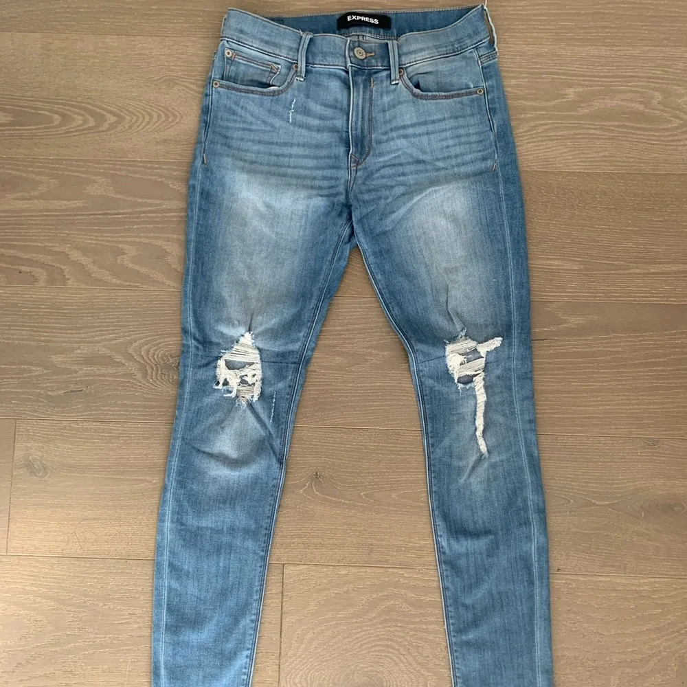 Express Ripped Jeans - Picture 1 of 1